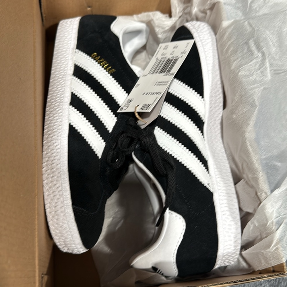 Adidas Gazelle Black and White Classic Sneakers - Picture 3 of 7